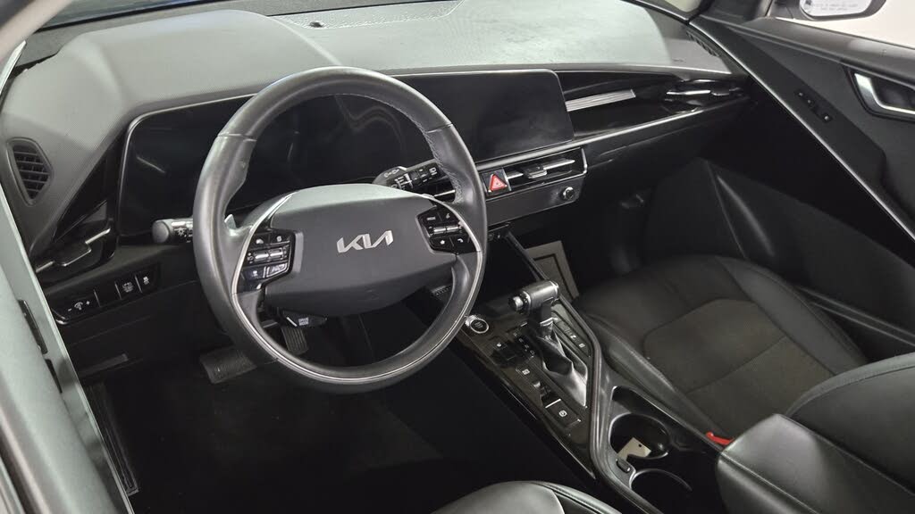 Vehicle view 9