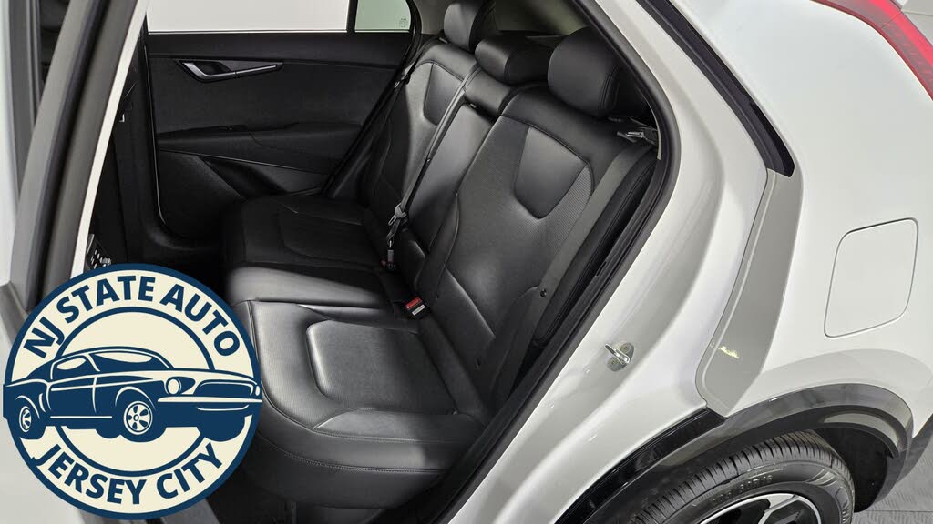 Vehicle view 25
