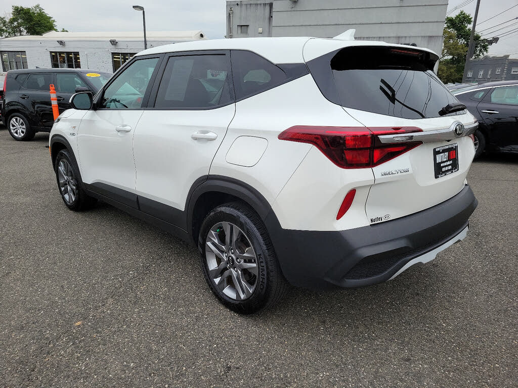 Vehicle view 5