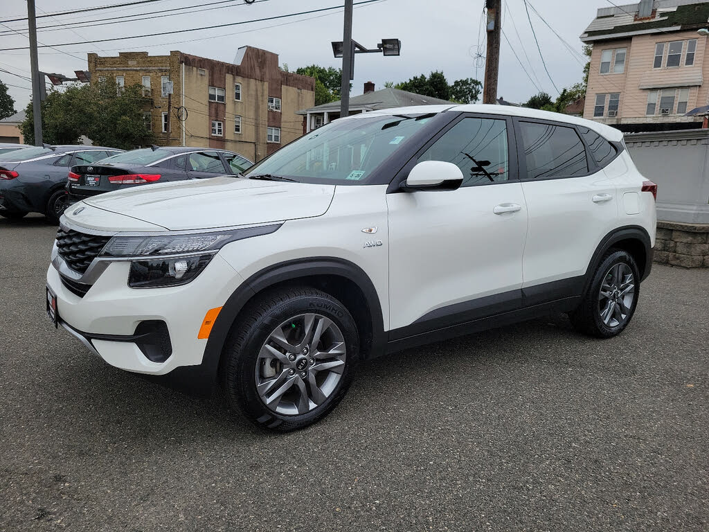 Vehicle view 6