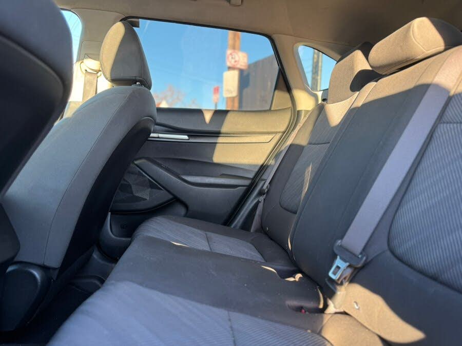Vehicle view 13