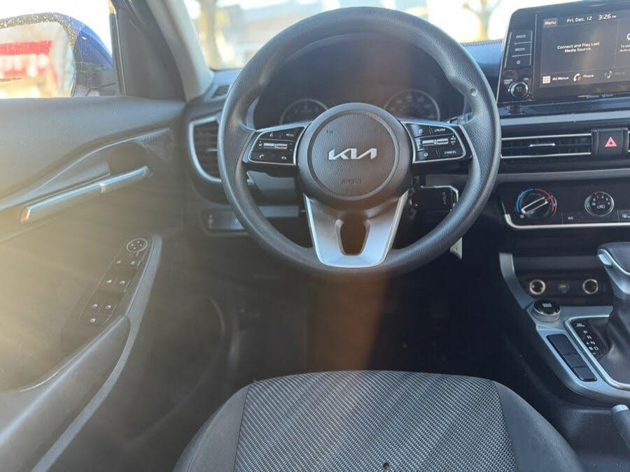 Vehicle view 17