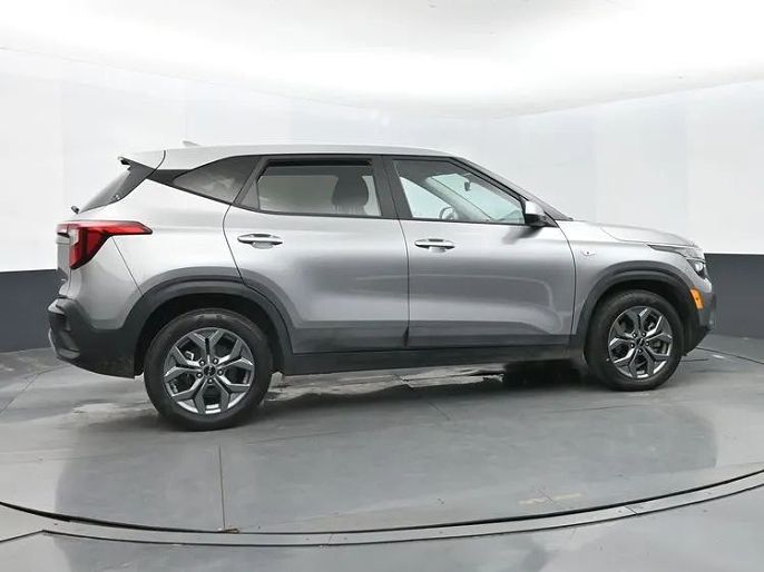 Vehicle view 41