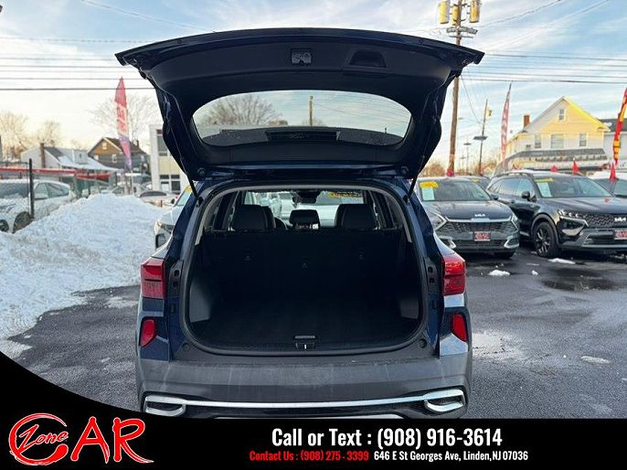 Vehicle view 15