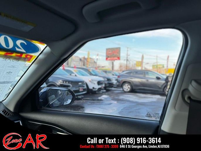 Vehicle view 25