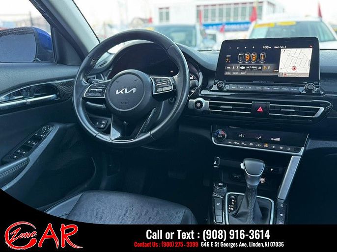 Vehicle view 28