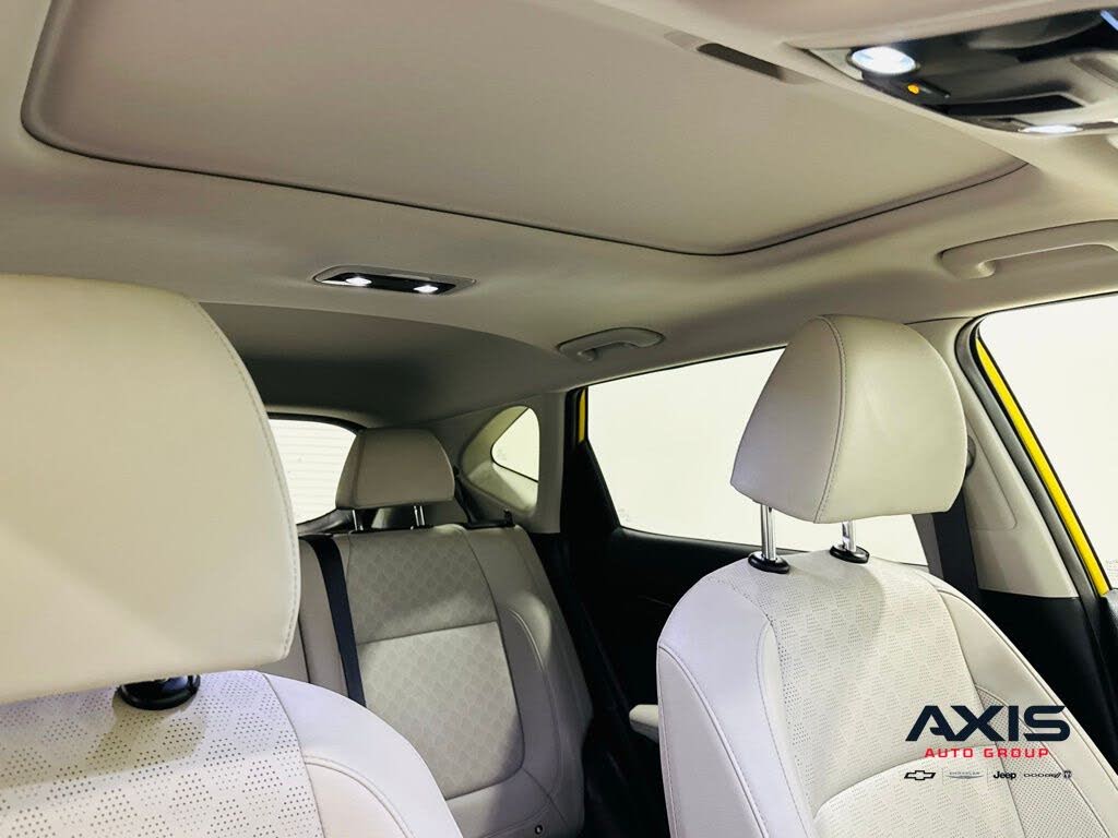 Vehicle view 37