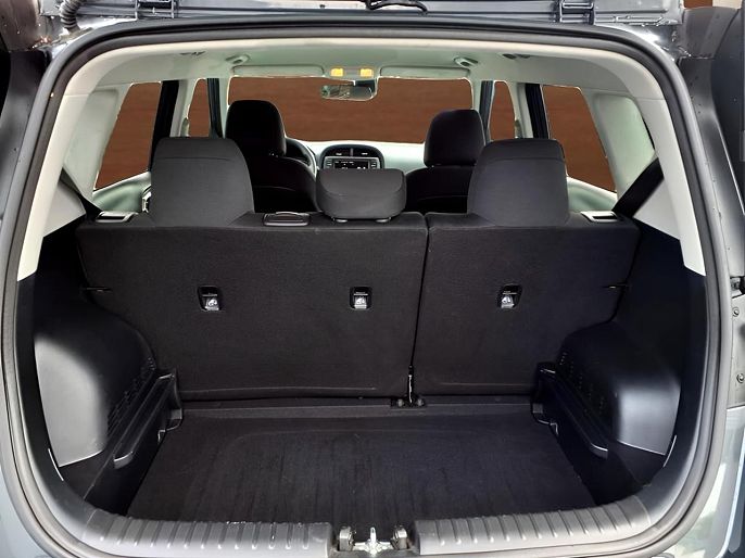 Vehicle view 16