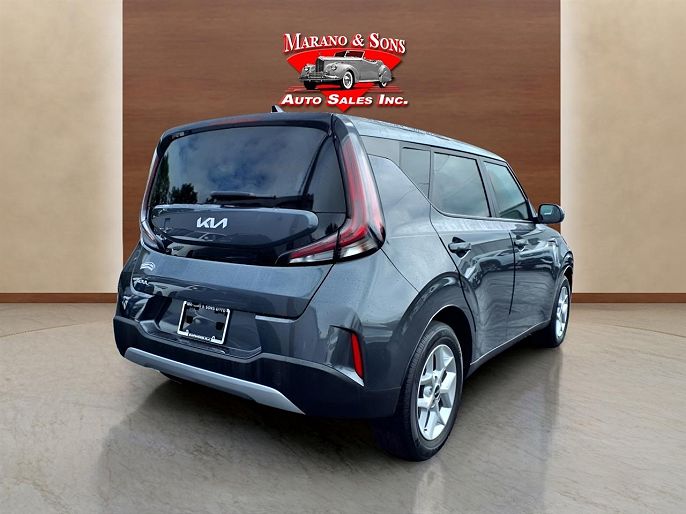 Vehicle view 6