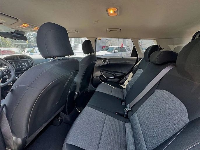 Vehicle view 6