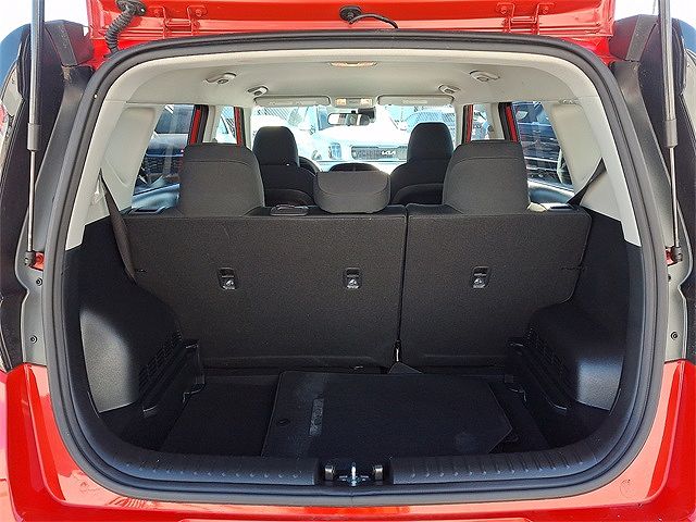 Vehicle view 29