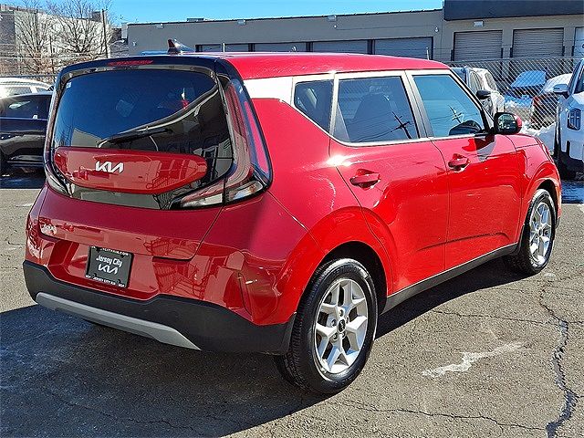 Vehicle view 7