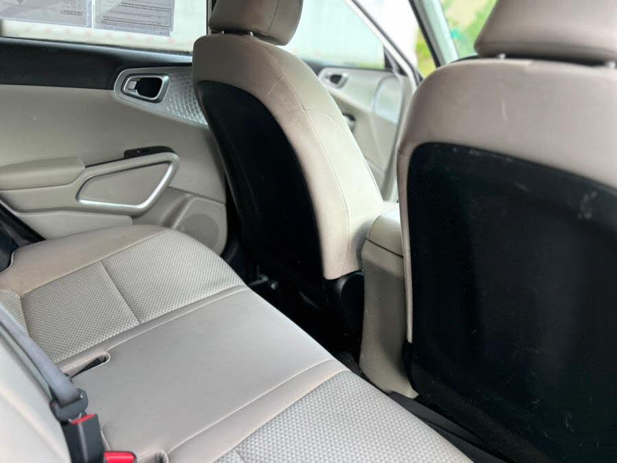 Vehicle view 17