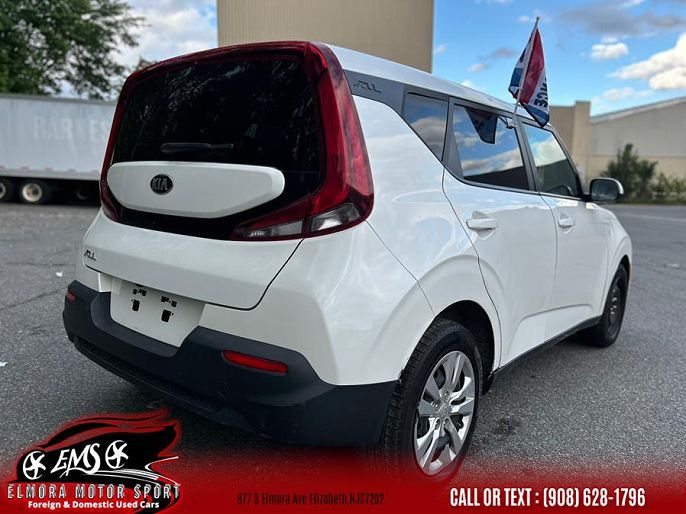 Vehicle view 34