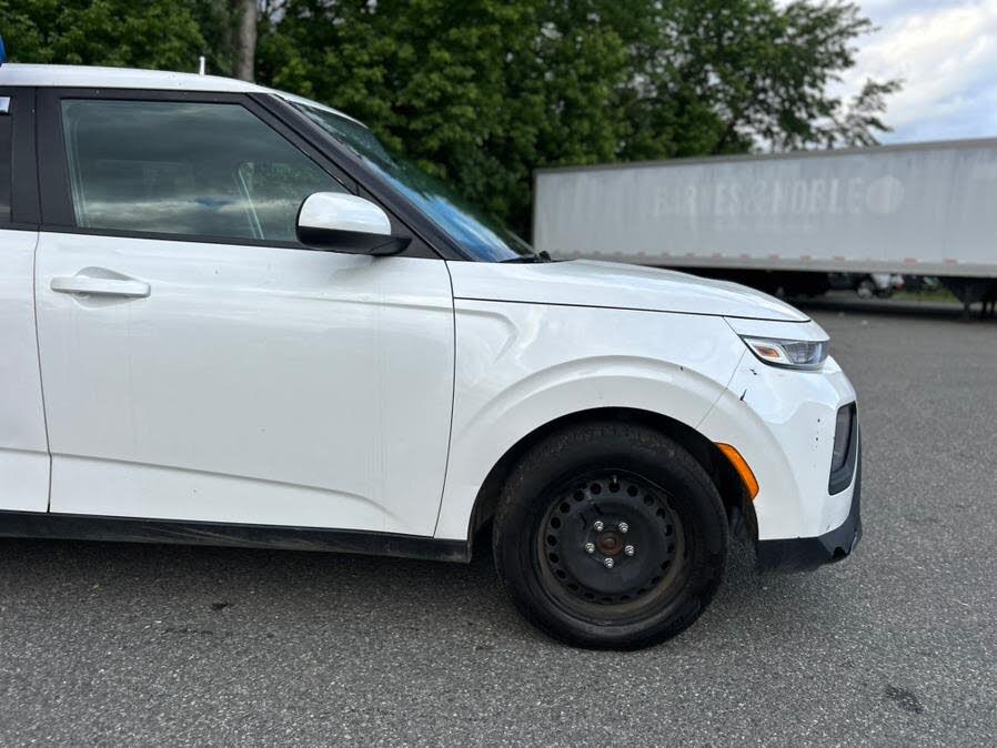 Vehicle view 5