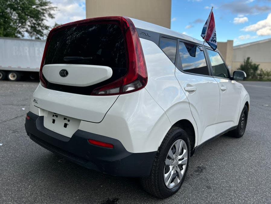 Vehicle view 7