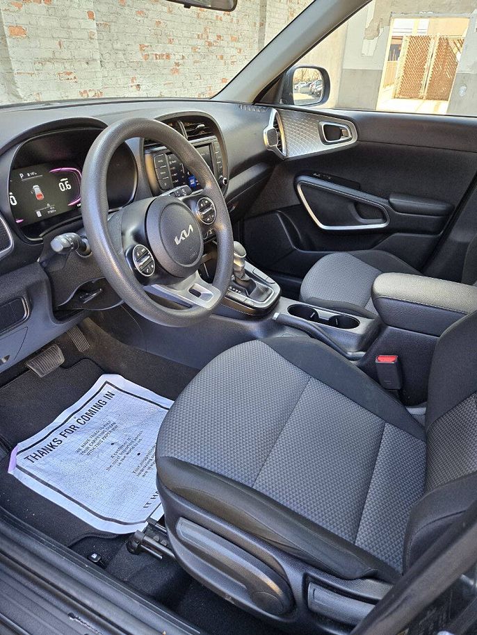 Vehicle view 14