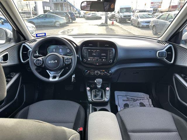 Vehicle view 8
