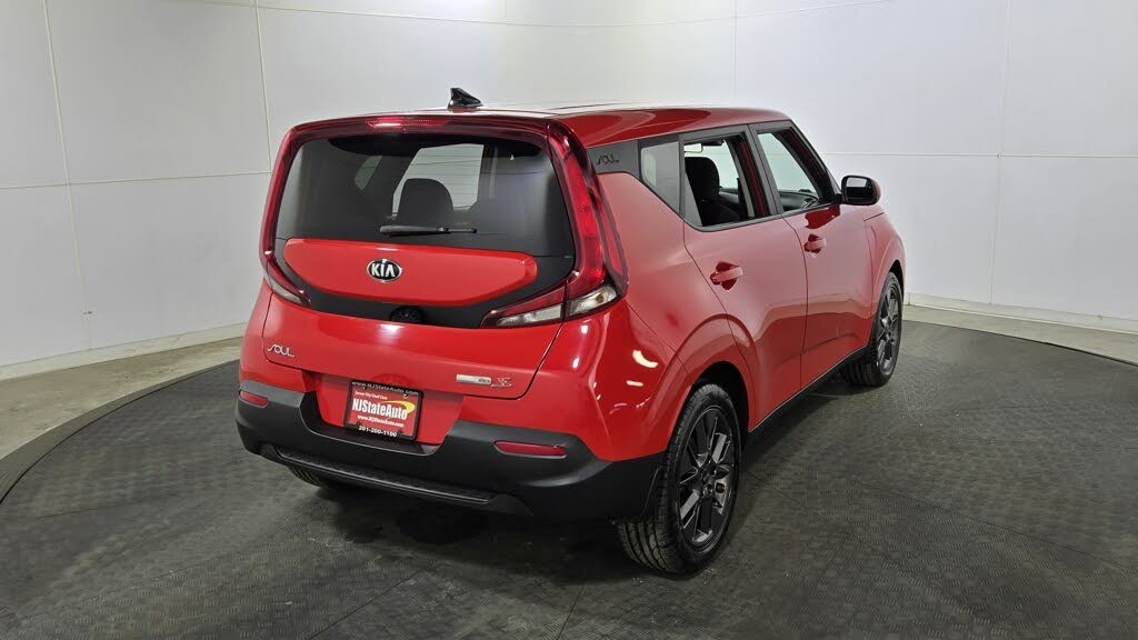 Vehicle view 7