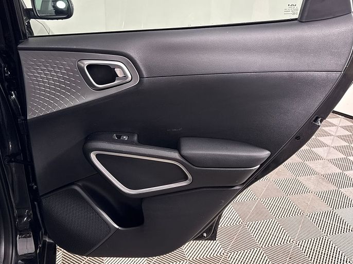 Vehicle view 31