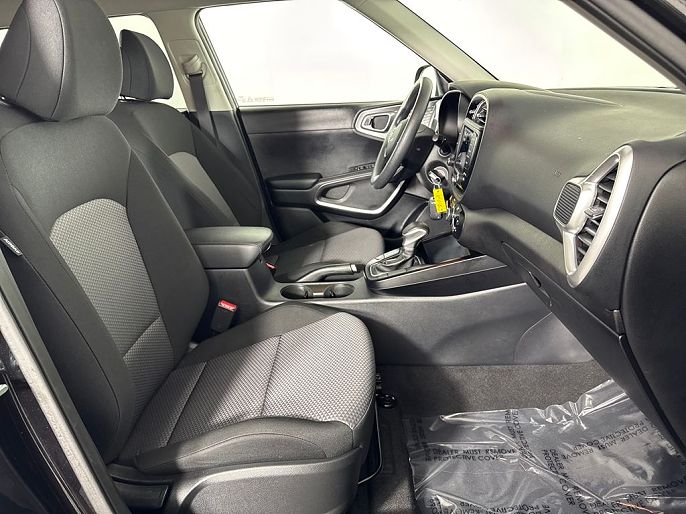 Vehicle view 34