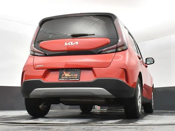 Vehicle view 14