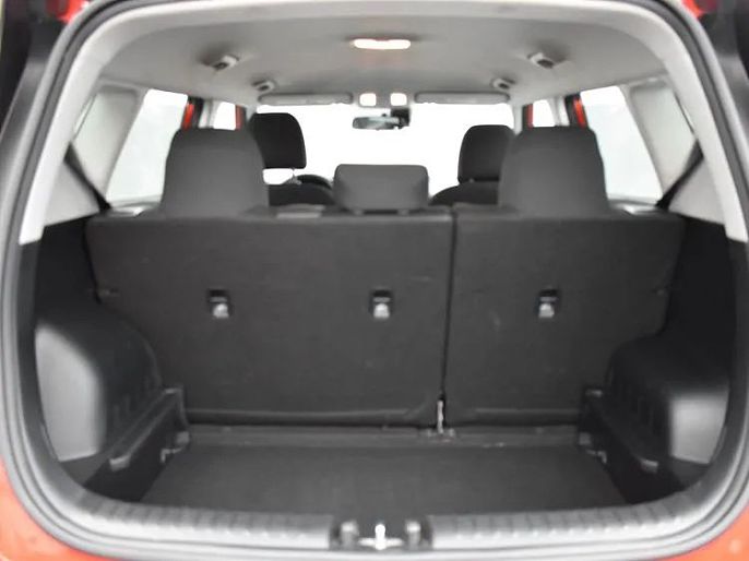 Vehicle view 17