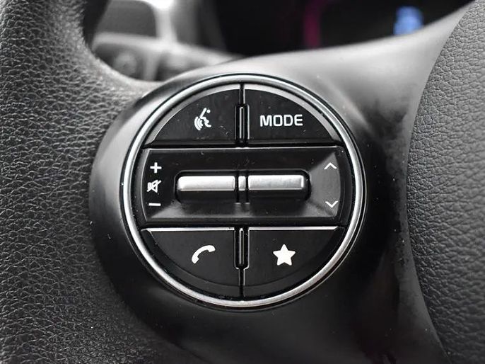 Vehicle view 25