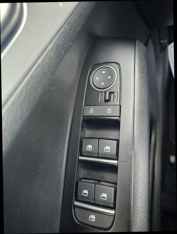 Vehicle view 19