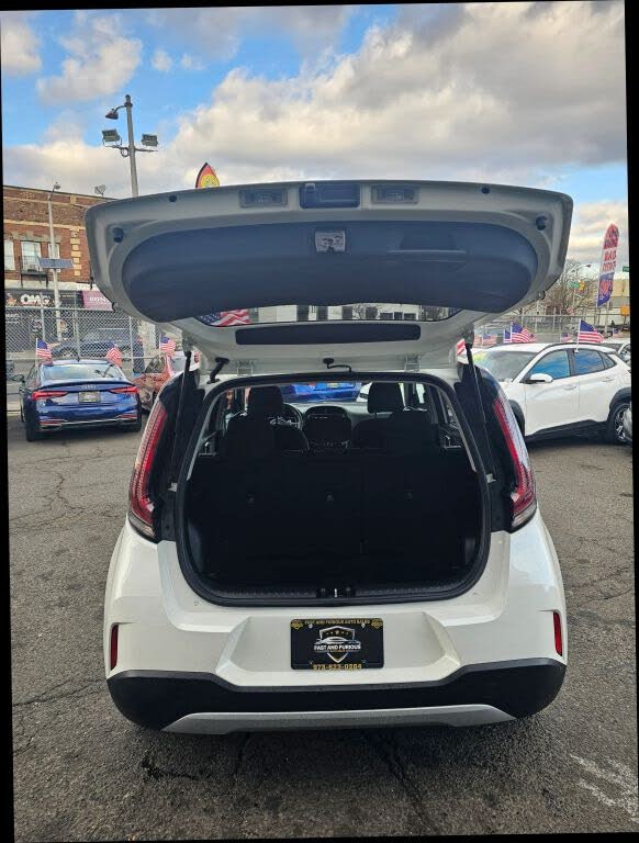 Vehicle view 29