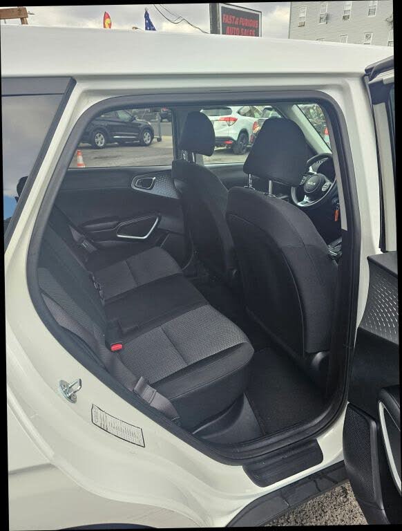 Vehicle view 9