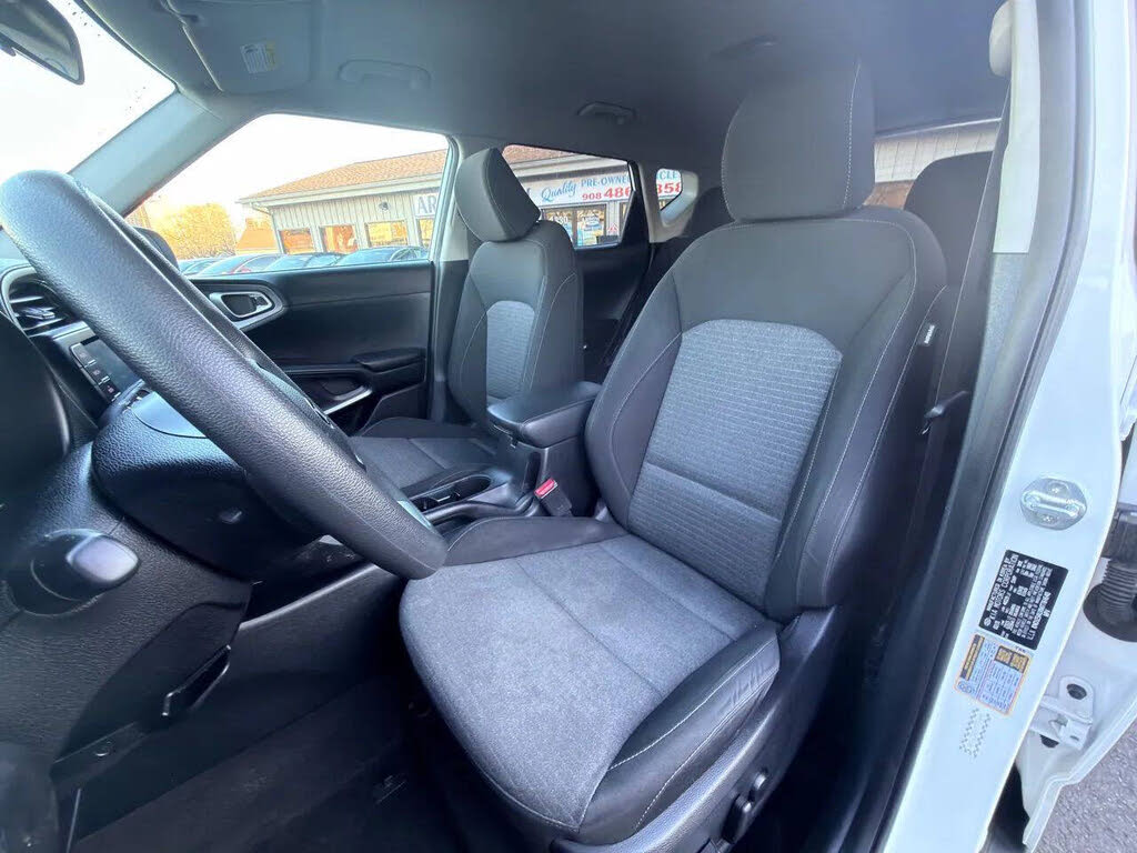 Vehicle view 23