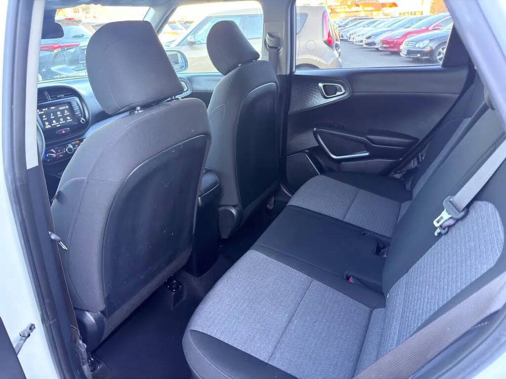 Vehicle view 25