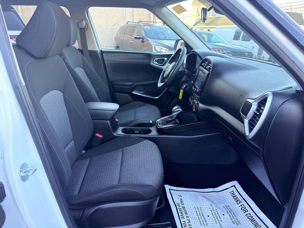 Vehicle view 29