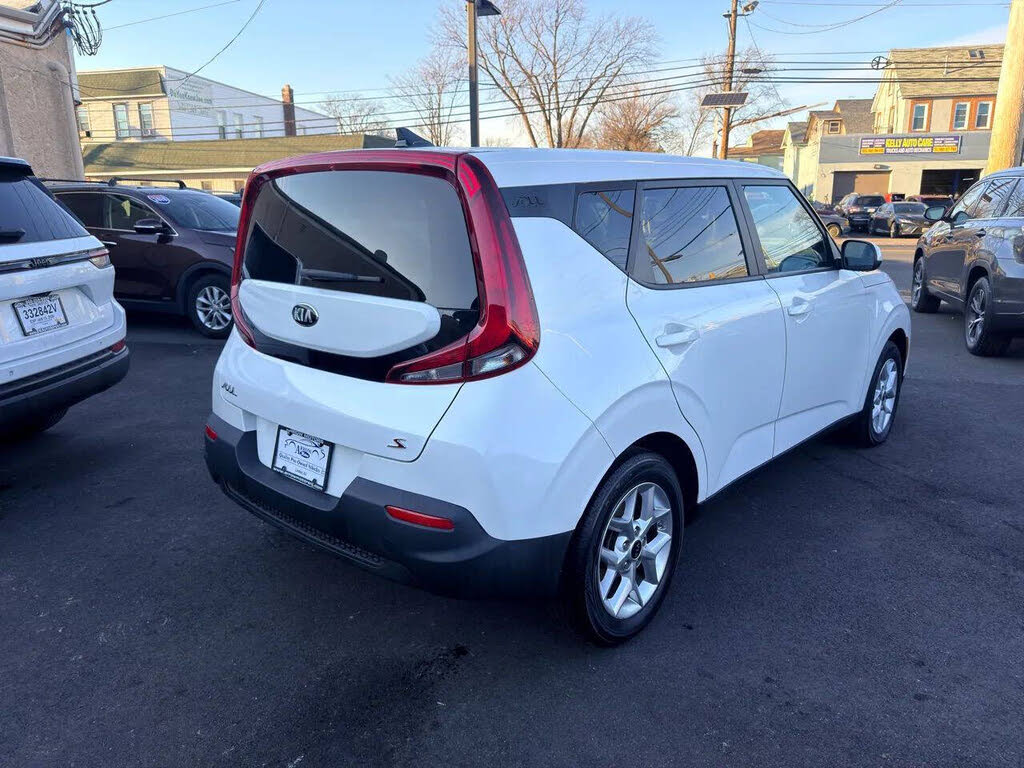 Vehicle view 5