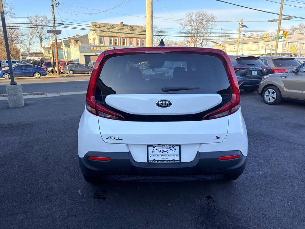 Vehicle view 6