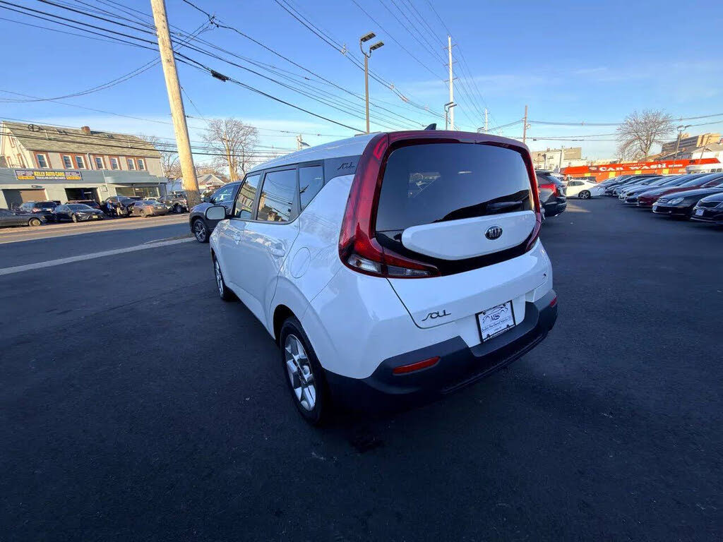 Vehicle view 7