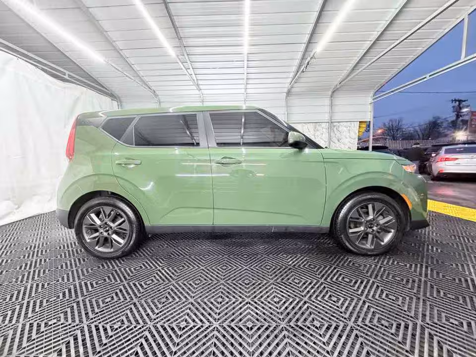 Vehicle view 10