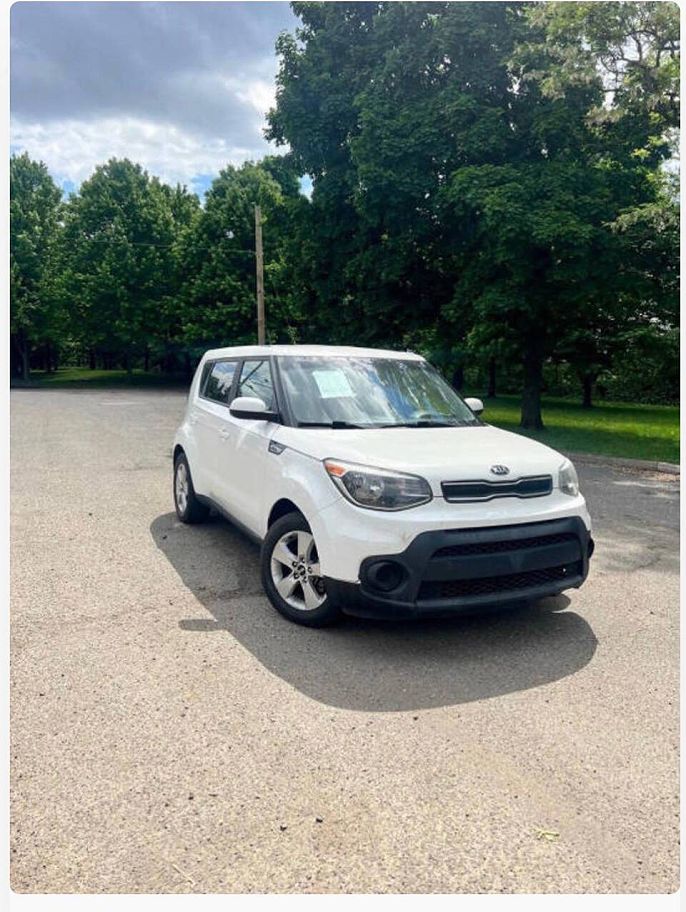 Vehicle view 18