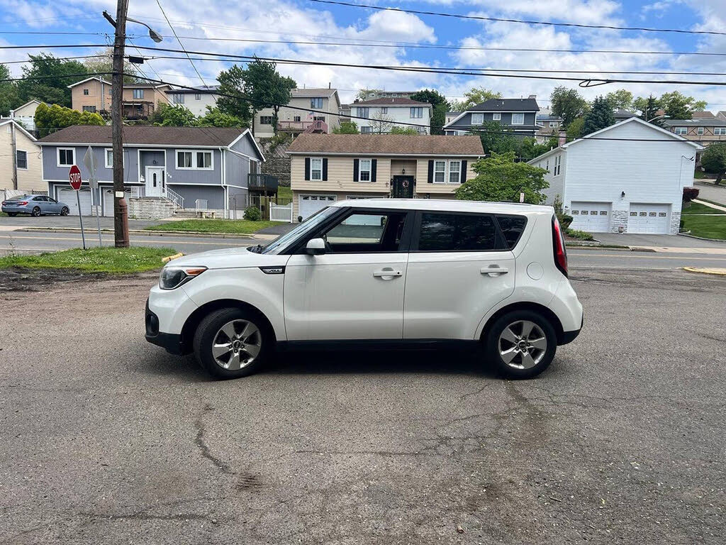 Vehicle view 7