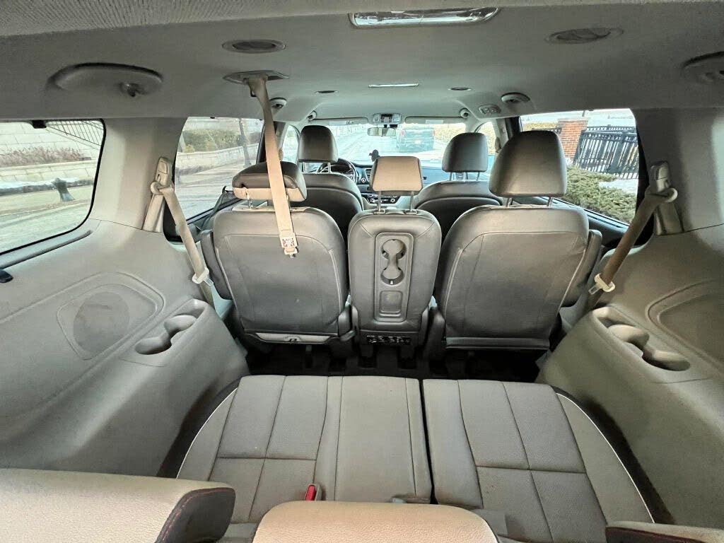 Vehicle view 15