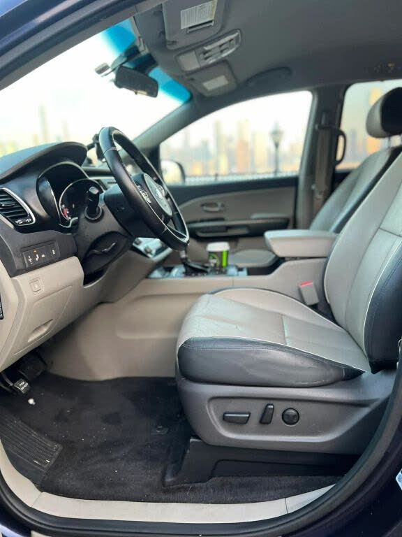 Vehicle view 19