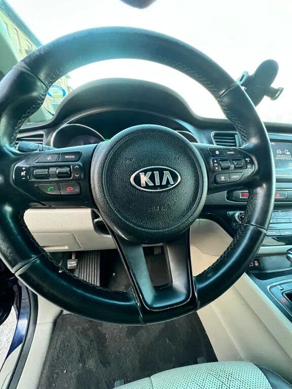 Vehicle view 28