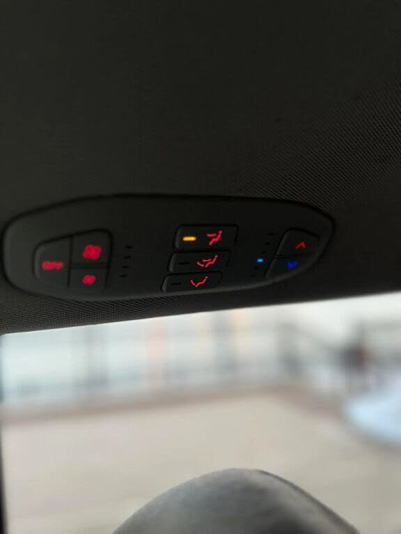 Vehicle view 33