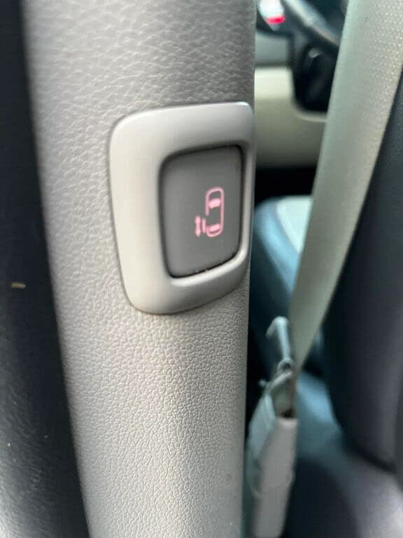 Vehicle view 34