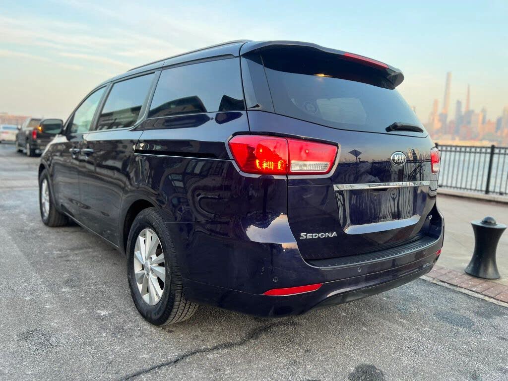 Vehicle view 5
