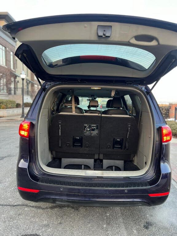 Vehicle view 9