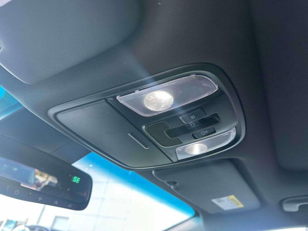Vehicle view 33