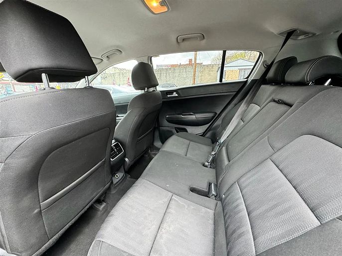 Vehicle view 8