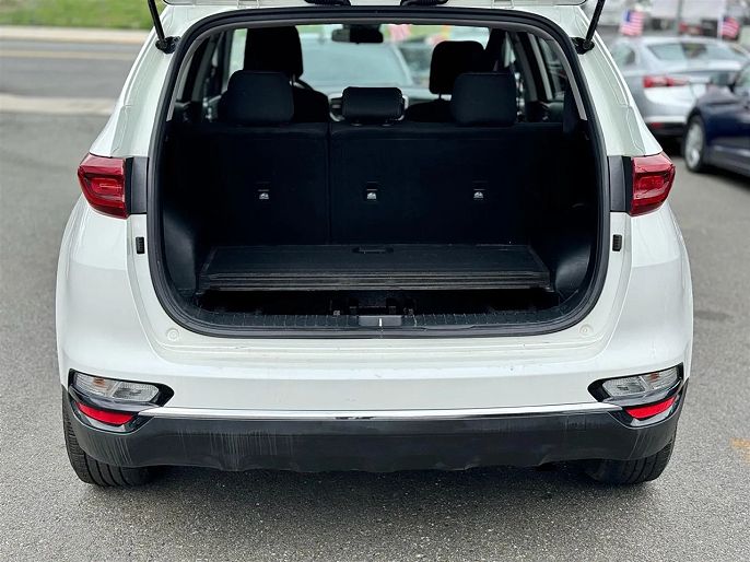 Vehicle view 9